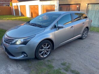 Toyota Avensis 2.0 D-4D 91 kw - 2