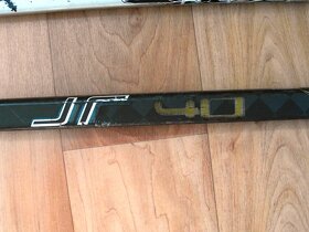 KARBONOVÁ HŮL JR 40 A WARRIOR DISHER 50 - PRAVÉ - 2