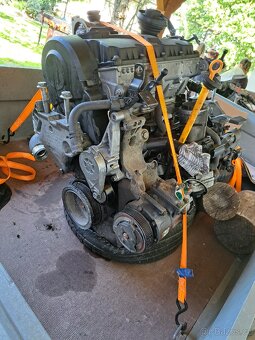Motor Octavia II 1.9 TDI 77kw BXE - 2