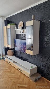 OBÝVACÍ STĚNA ATTENZIONE - 2