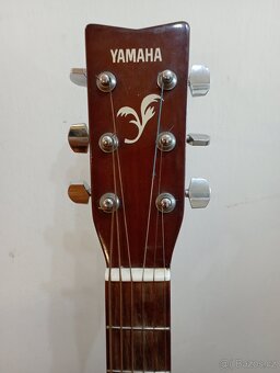 Kytara Yamaha - 2