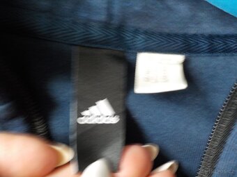 Adidas mikina tmavě modra s kapuci vel L-ŽENA - 2