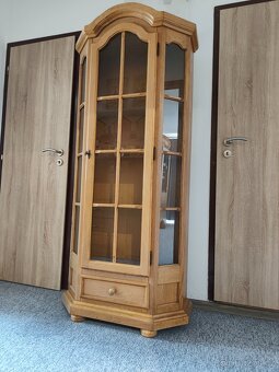 Vitrína - 2