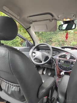 Prodám Citroen C5 break combi 2.2 Hdi rok 2003 bez stk - 2