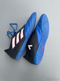 Turfové kopačky adidas - 2