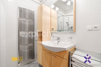 Pronájem byt 2+1 s parkováním, 66 m2 - Zlín, ev.č. 02330 - 2