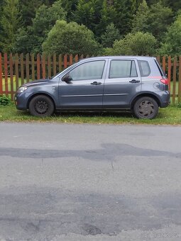Mazda 2 rv 04 - 2