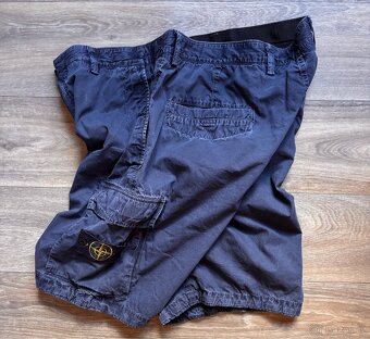 Nádherné pánské kraťasy Stone Island W40 - 2
