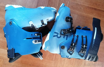 Dámské přezkáče Wedze Freeride vel. 26-26,5 cm - 2