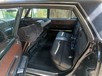 Cadillac Fleetwood - 2