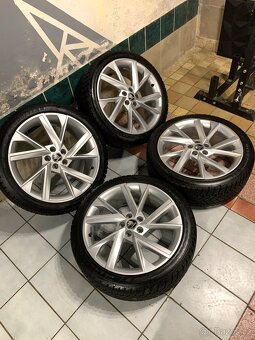 Alu kola Škoda SCALA R18 5X100 ZÁNOVNÍ ZIMNÍ PNEU 205/45 R18 - 2