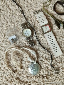 Hodinky, náhrdelníky, náramek - Z DĚDICTVÍ - 2