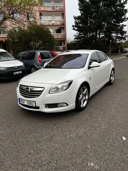 Opel Insignia 2012 rok - 2