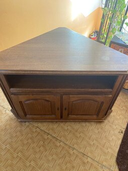 Rohová skříňka - 2