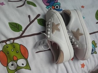 NOVÉ BÍLÉ TENISKY 37 NEXT - 2