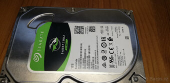 Western Digital 500GB a Seagate barracuda 1TB - 2