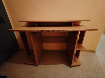 PC stůl - 2