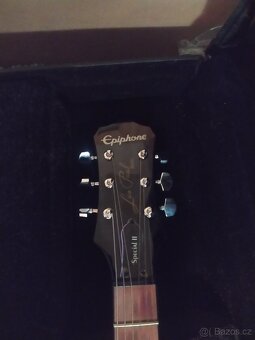 Kytara Les Paul Epiphone special II s kufrem a kombem. - 2