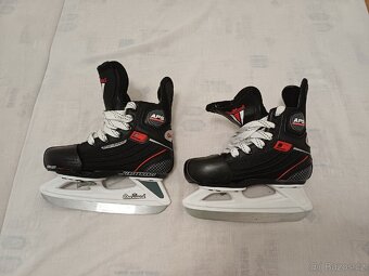 Dětské brusle nastavitelné 32-35 - 2