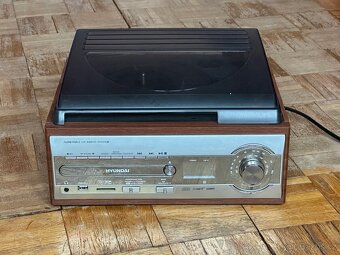 Gramofon hyundai - 2