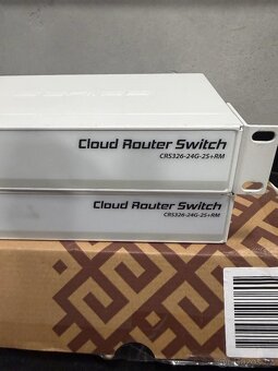 MikroTik CRS326-24G-2S+RM 2ks - 2