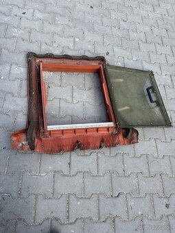 Střešní vylez Bramac - 2