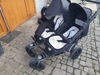 Sourozenecky kočárek - 2