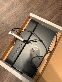 Monitor HP M24f - 2