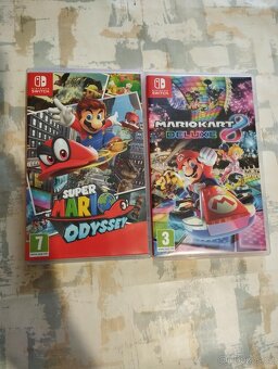 Nintendo switch - 2