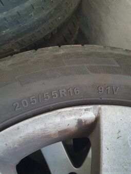 Letní pneu sport 205/55 R16 91V + originál ALU kola - 2