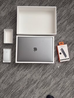 Macbook Pro M2 13” 512GB 8gb - 2