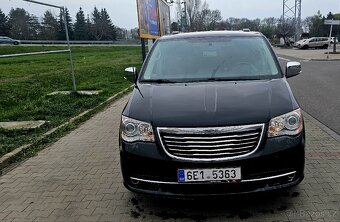 Chrysler Town & Country 3.6 V6, r.v. 2013 - 2