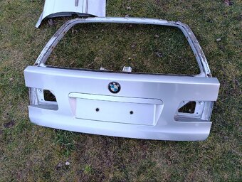 BMW E39 touring (zadní vrata) - 2