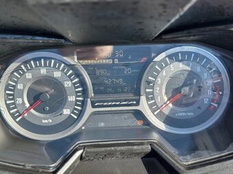 Honda Forza 125 2018 prodám nebo vyměním - 2