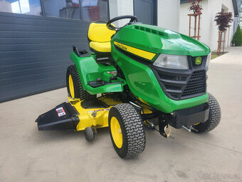 Zahradní traktor sekačka John deere x500 - 2
