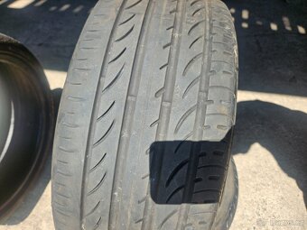 3x pneu Pirelli P Zero Nero GT 225/40/18 92Y, DOT 2121 - 2
