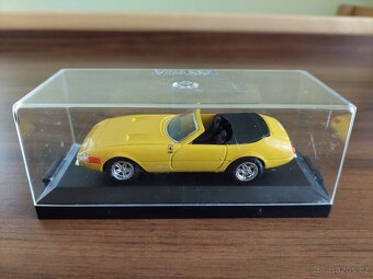 Ferrari 365 GTS/4 Daytona Spider 1969 1:43 - RIO - 2