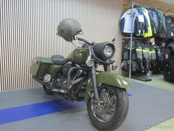 Harley Davidson FLHR Road King - 2