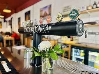 🍴RESTAURACE U KLOKOČNÍKA PŘIJME VÝČEPNÍ A KUCHAŘKU 🍴 - 2