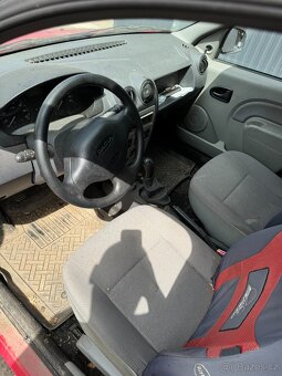 Dacia Logan kombi na Náhradní díly - 2