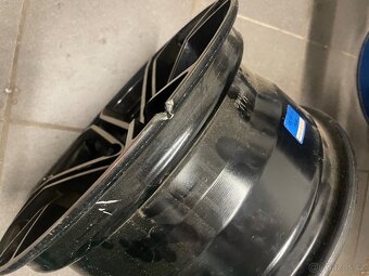 zadní disk na Cf moto gladiator x850 x100 - 2