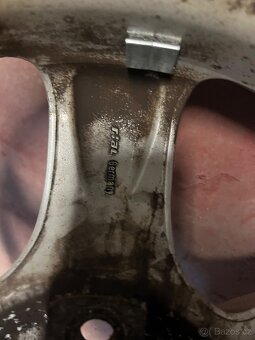 Alu kola Touareg - 2