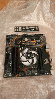 Intel 1151 + 16GB DDR4 + Intel Core i5 9400F Coffee Lake - 2