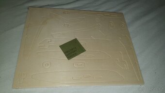 Dřevěné 3D puzzle Civilní letadlo - 2