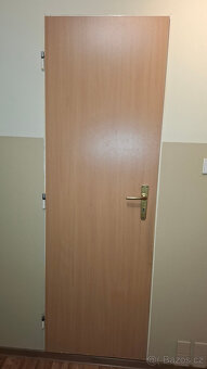 Dveře interiérové plné, šíře 60 cm : 2x Levé - 2