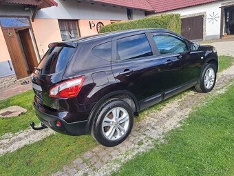 Nissan qashqai 2.0i 104kw 4x4 - 2