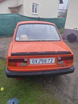 Prodej osobního automobilu Škoda 120 L - 2