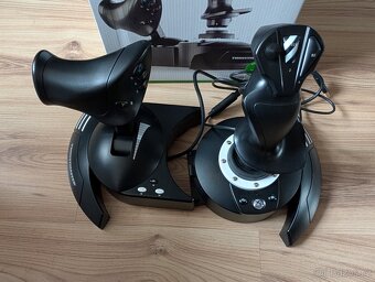 Thrustmaster T-FLIGHT HOTAS ONE - 2