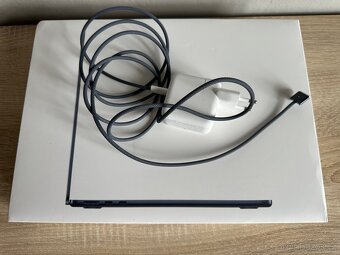 MacBook Air M2 13.6 CZ - 2