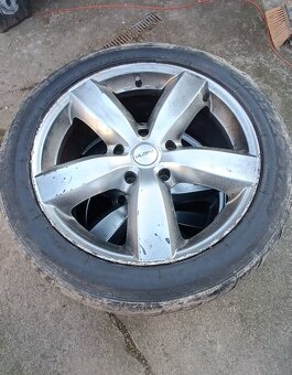ALU kola 5x139,7 275/45 R20 - 2